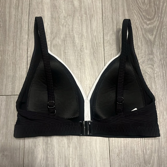 Niptuck 2 piece bikini set - Picture 5 of 13